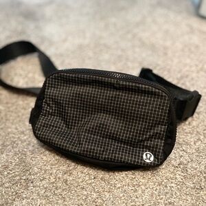 Lululemon belt bag